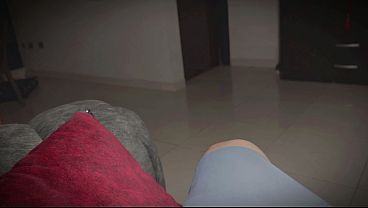 A escondidas espio a mi hermanastra en su cuarto y me la termina mamando | Free XXX Porn Video Online