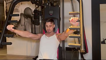XXX Adult Scene in HD – nos follamos la chica del gym, DP y sentadillas en el gym